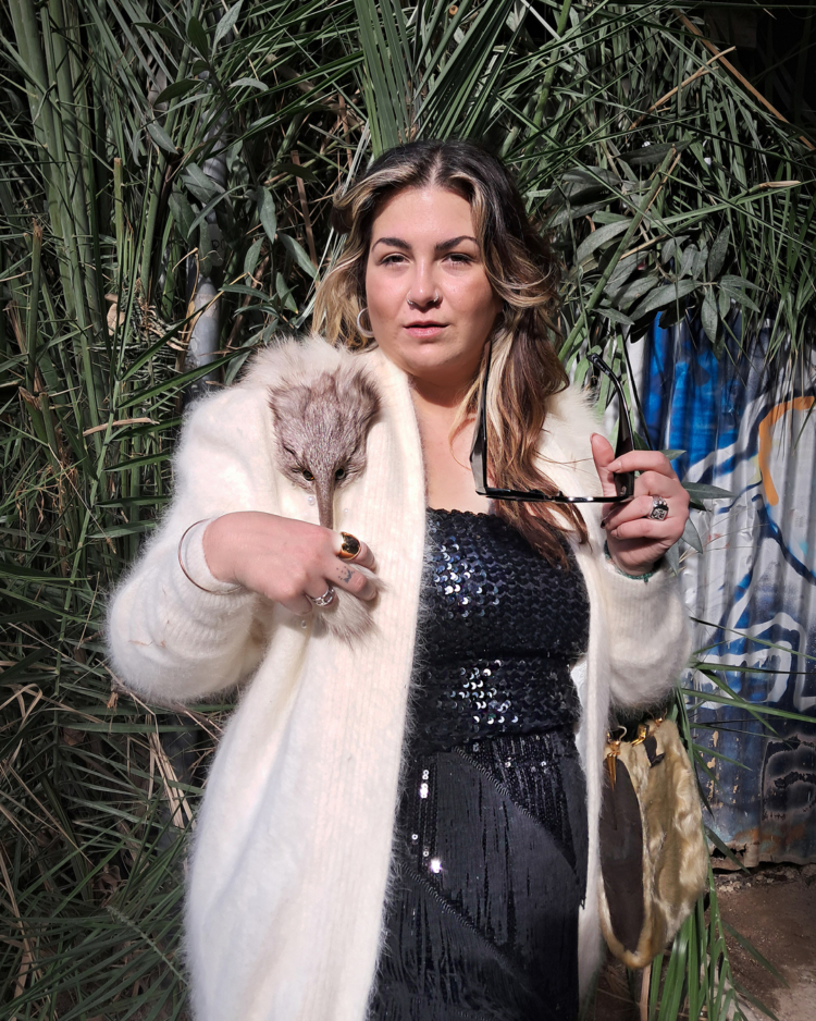 Serving fake animal urban jungle & posh Balkan realness.
Shooting for YESTERDAY'S BREAD Second Hand & Vintage.
(2025)
